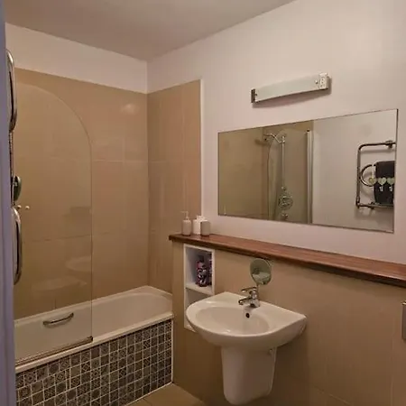 Apartamento Spacious Two Bedroom