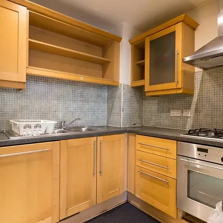 Appartement Spacious Two Bedroom *